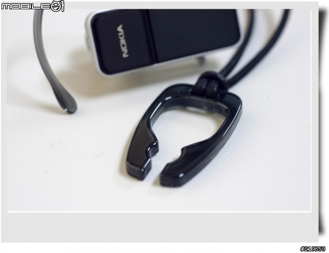 [分享] Nokia BH-700藍芽耳機實照（圖多）