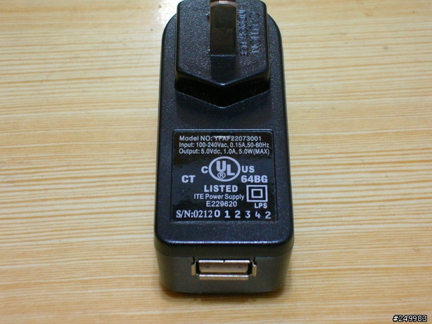 關於ASUS P525 非原廠充電配件而無法充電的原因研究[補充已成功測試出]。