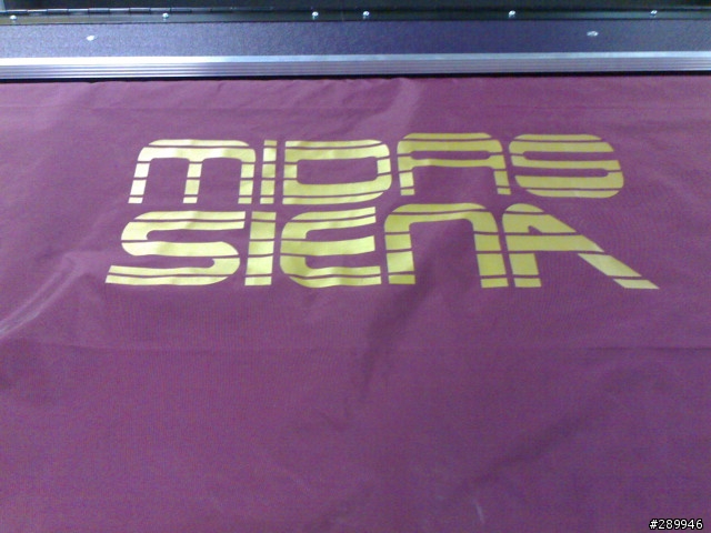 [分享]少見的音響逸品..MIDAS siena560