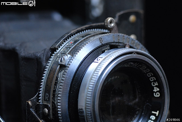 [Mobile01尋親記]  Zeiss Ikon 家族的巧遇