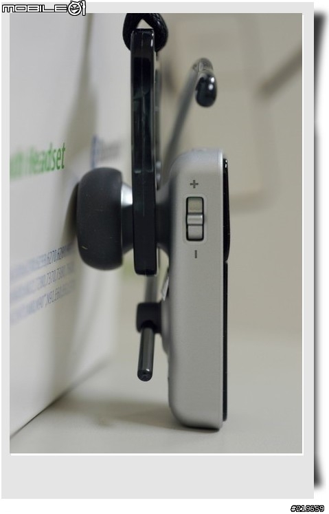 [分享] Nokia BH-700藍芽耳機實照（圖多）