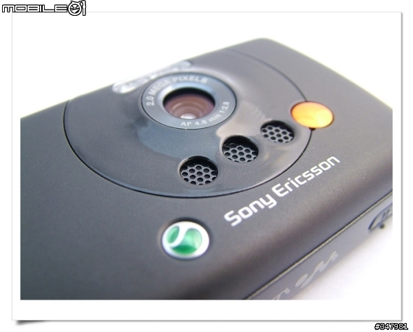 [分享] SonyEricsson w810i 黑與白的相遇 ~ 馬來西亞製第四版