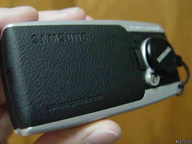 320萬極致工藝 SAMSUNG SGH-P858 (9/1４新增暗處照片)