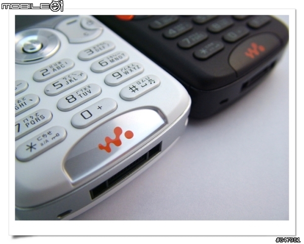 [分享] SonyEricsson w810i 黑與白的相遇 ~ 馬來西亞製第四版