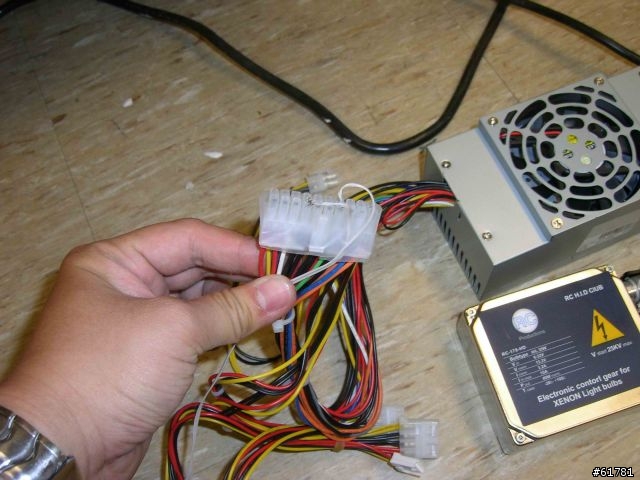 HID+LCD+OHP=安靜無聲的150吋電視
