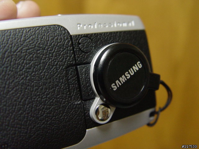 320萬極致工藝 SAMSUNG SGH-P858 (9/1４新增暗處照片)