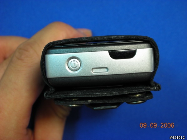 剛敗了一個SE K750i Krusell皮套