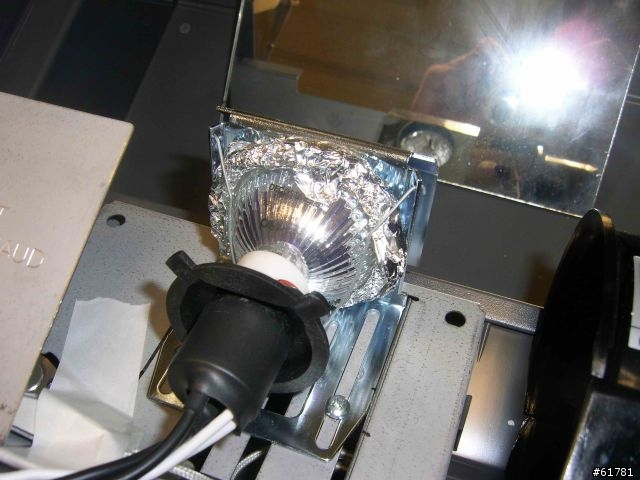 HID+LCD+OHP=安靜無聲的150吋電視