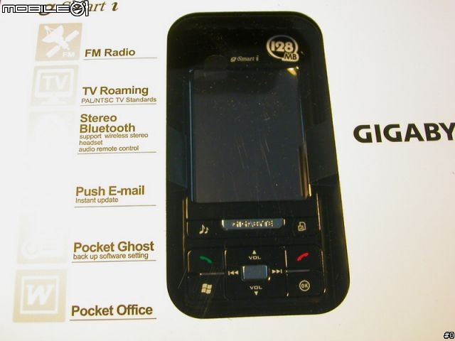 [分享兼勸敗] GigaByte G Smart i 128 開箱照 (PCHOME購買) + KRUSELL 客製化皮套貼身照