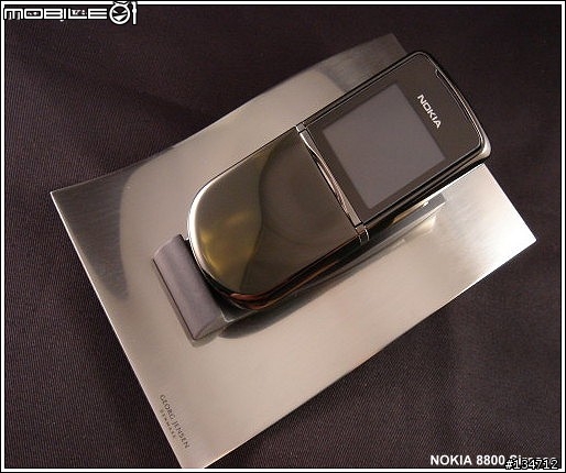 [分享]NOKIA 8800 Sirocco 寫真照
