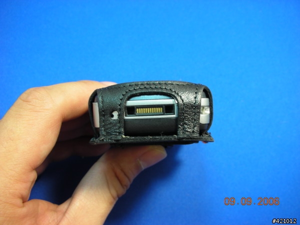 剛敗了一個SE K750i Krusell皮套