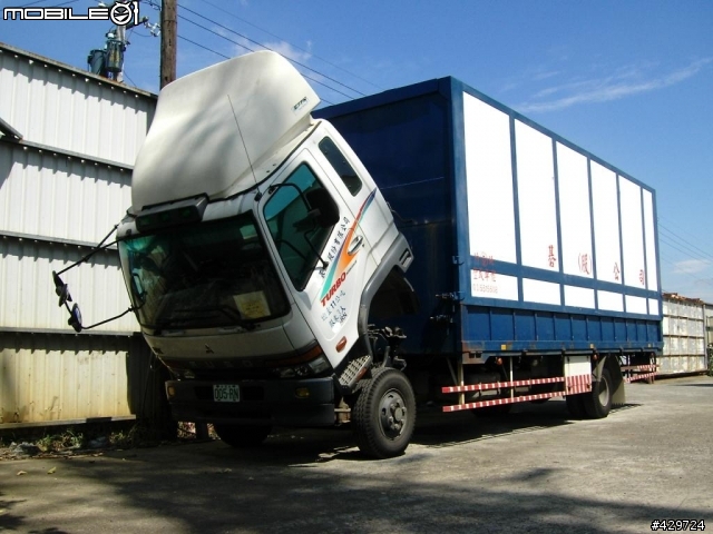 [分享]FUSO新復興(中華)11T中型貨車...(圖多)