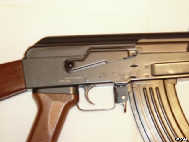 [分享]中國製 AK47 電動槍 A.E.G.