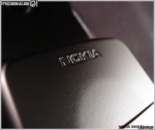 [分享]NOKIA 8800 Sirocco 寫真照