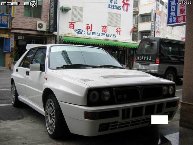 感動!!我總算看到了LANCIA DELTA HF INTEGRALE ~不常見的老車喔～