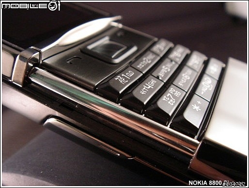 [分享]NOKIA 8800 Sirocco 寫真照