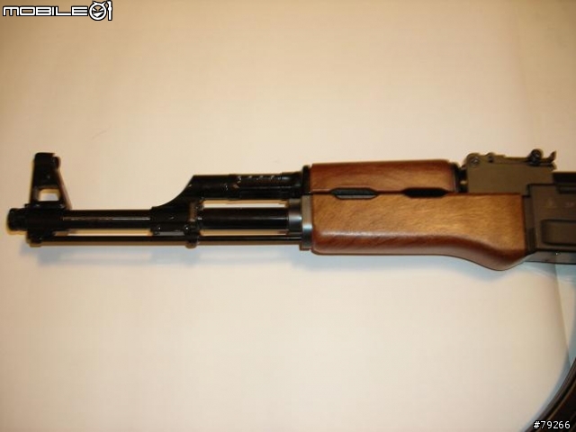 [分享]中國製 AK47 電動槍 A.E.G.