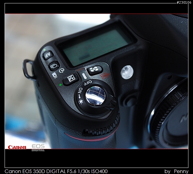 [分享]搶先分享~還是熱的Nikon D80 kit寫真照!!