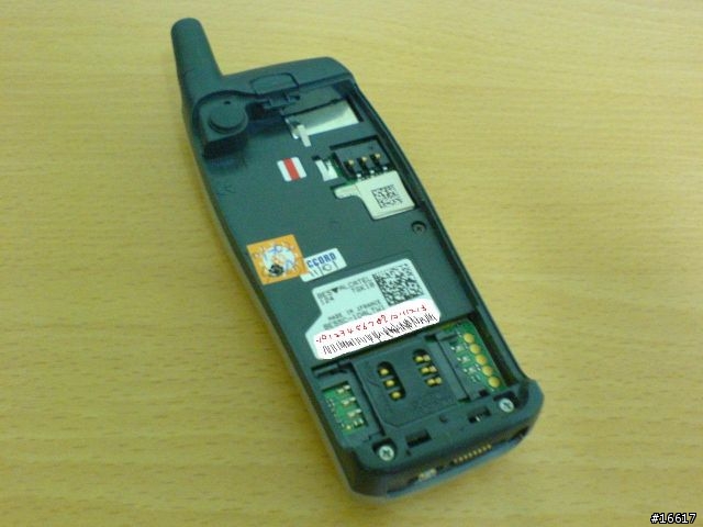 [炒冷飯] 極簡風格 魅力獨特 - Alcatel OT 500 {第二章-手機外觀}