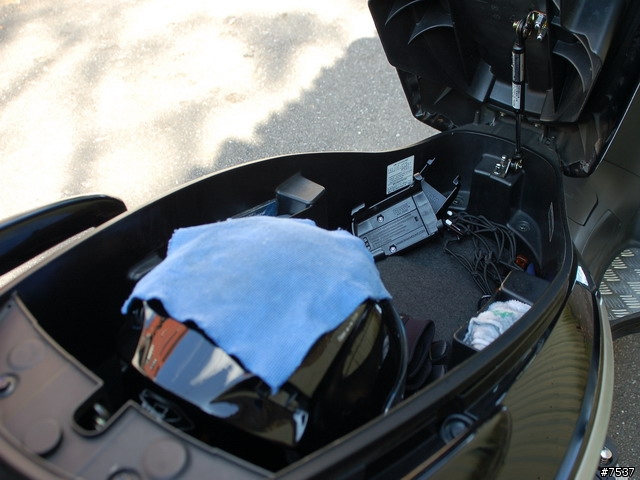(品味分享1)SYM RV250 獨特風格改裝...新增花蓮行之機車導航篇...