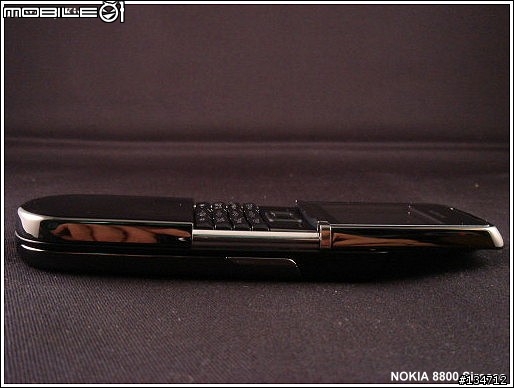 [分享]NOKIA 8800 Sirocco 寫真照