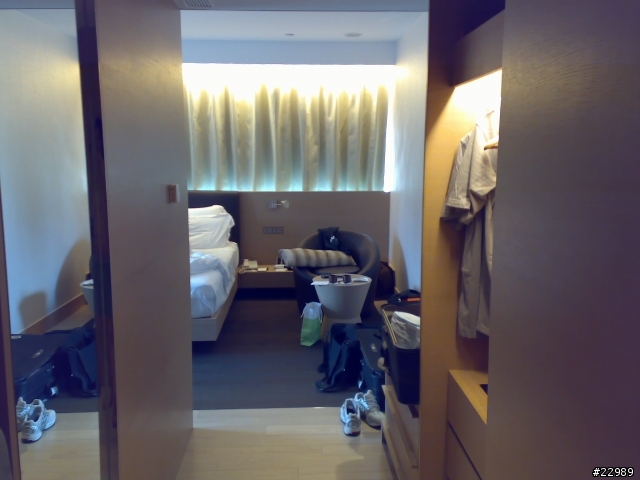 香港 HOTEL蘭桂彷, 鬧區中的寧靜