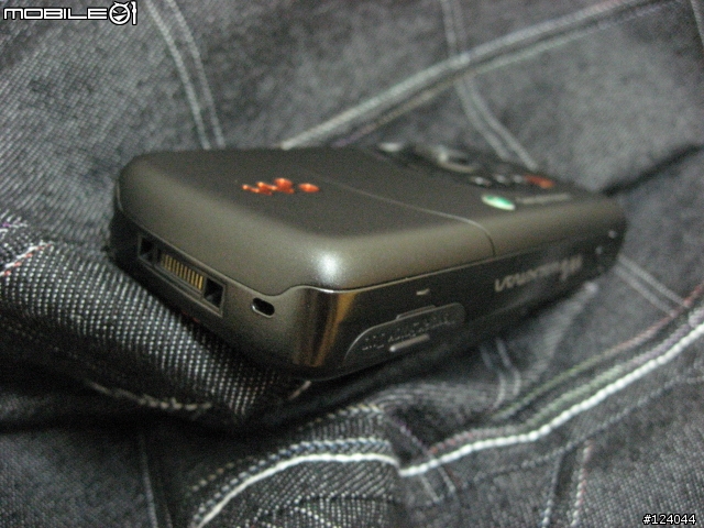 罪愛 W810i 〈寫真集〉