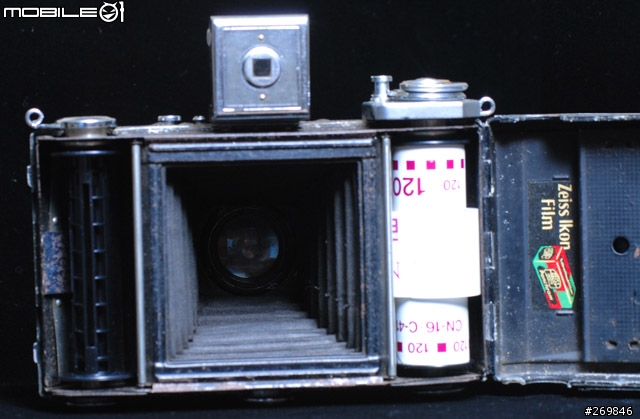 [Mobile01尋親記]  Zeiss Ikon 家族的巧遇