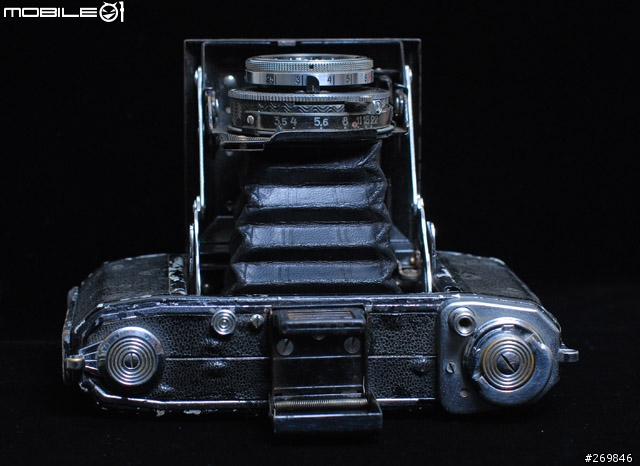 [Mobile01尋親記]  Zeiss Ikon 家族的巧遇