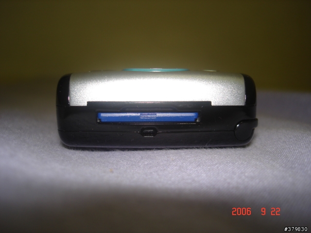 [ 分享 ] 即將消失的-MOTOROLA E680i 黑色實機寫真