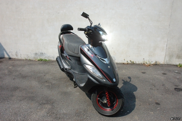 (品味分享1)SYM RV250 獨特風格改裝...新增花蓮行之機車導航篇...