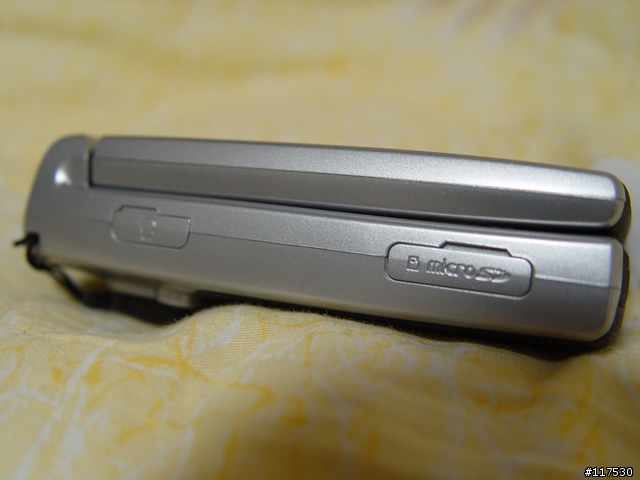 320萬極致工藝 SAMSUNG SGH-P858 (9/1４新增暗處照片)