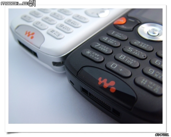 [分享] SonyEricsson w810i 黑與白的相遇 ~ 馬來西亞製第四版