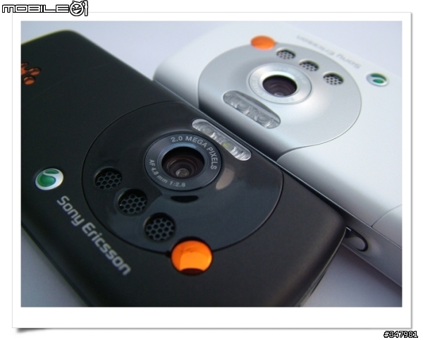 [分享] SonyEricsson w810i 黑與白的相遇 ~ 馬來西亞製第四版