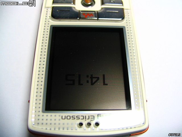 W800i長期使用水晶殼的後果... (有圖)