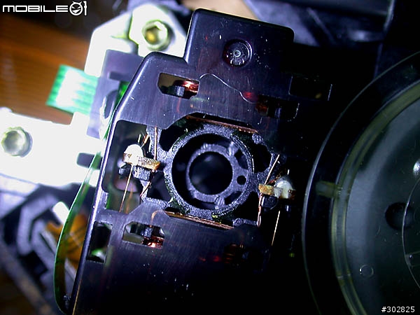 [分享]EAD T-1000 CD轉盤修理記