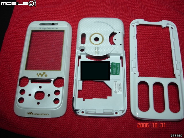 【手賤之不負責任文】SONYERICSSON W850I...全機大分解詳細圖.....