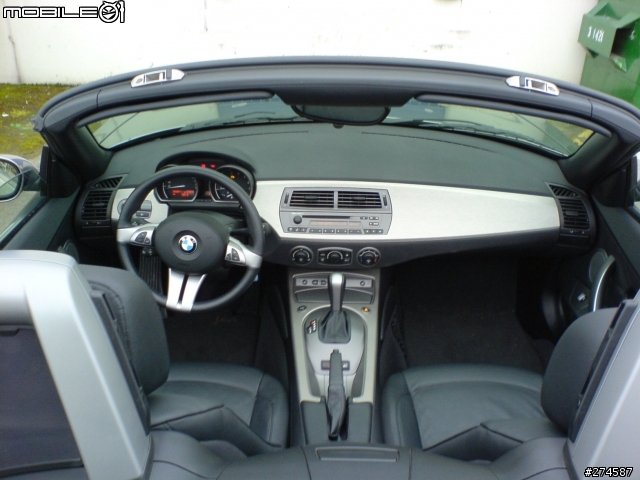 [分享]Z4 3.0i (圖多)補上車子的細部照和規格