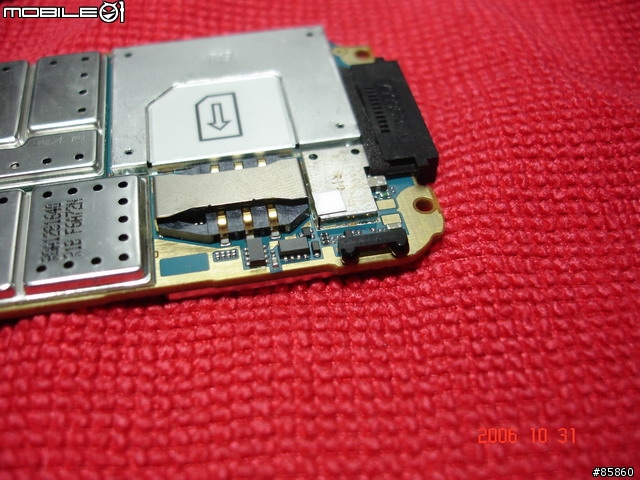 【手賤之不負責任文】SONYERICSSON W850I...全機大分解詳細圖.....