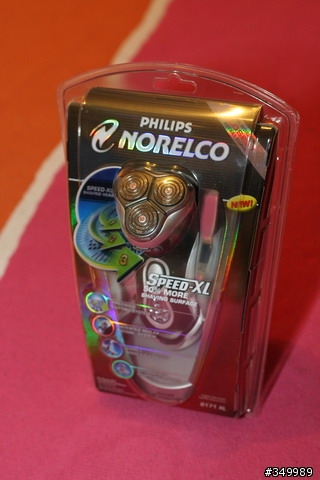 [分享]好男人不可或缺的刮鬍刀---PHILIPS NORELCO 8171XL