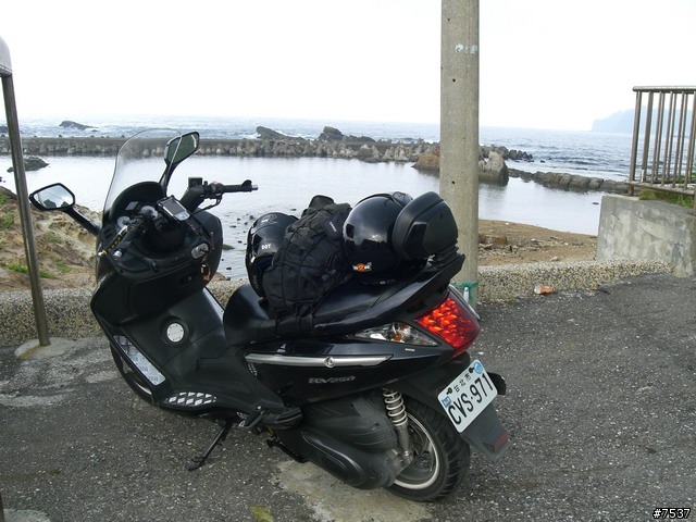 (品味分享1)SYM RV250 獨特風格改裝...新增花蓮行之機車導航篇...