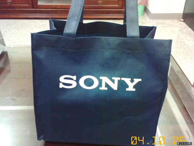 [2006/10/04] 預購 SONY T50 開箱入手報告 [補新圖上傳了！！]