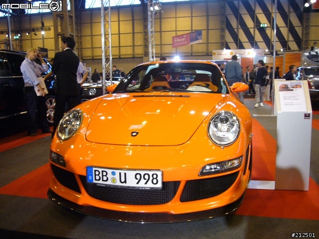 [分享] [part-3] (Top Gear) MPH'06 車展10/28 in Birmingham NEC, UK. (圖多)