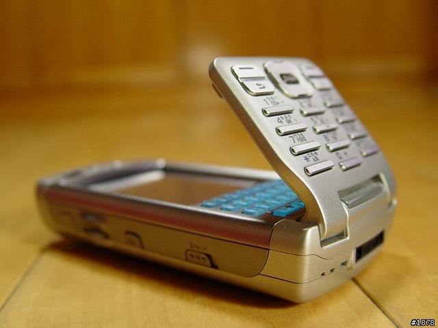 ●三槍俠的新傢伙●P990i公司貨的簡單分享