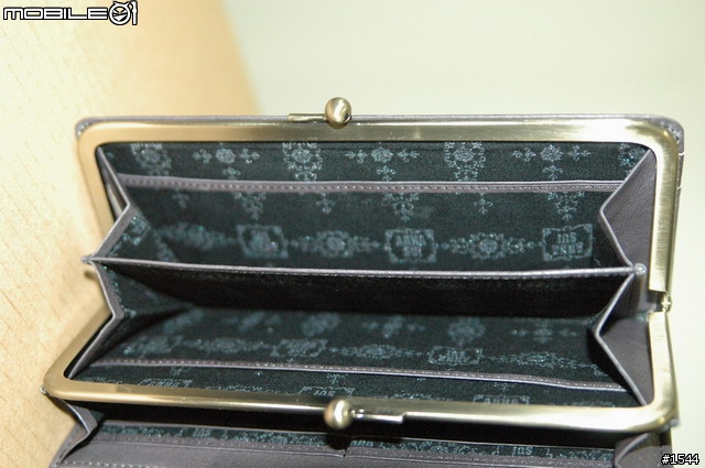 [分享]anna sui 長夾