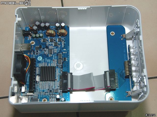 [分享]可愛、平價又具Raid功能的外接硬碟盒--Thecus N2050