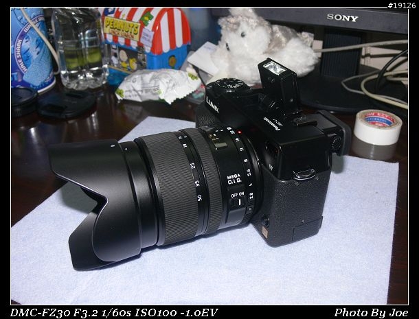 [純分享]Panasonic Lumix L1 始動 -- 外觀編