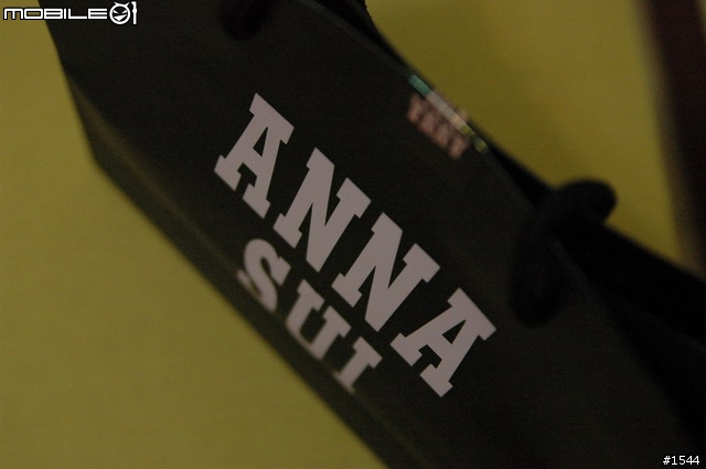 [分享]anna sui 長夾