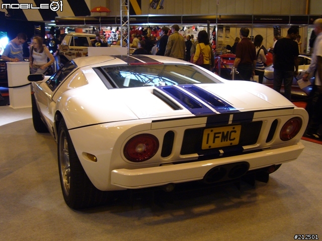 [分享] [part-3] (Top Gear) MPH'06 車展10/28 in Birmingham NEC, UK. (圖多)