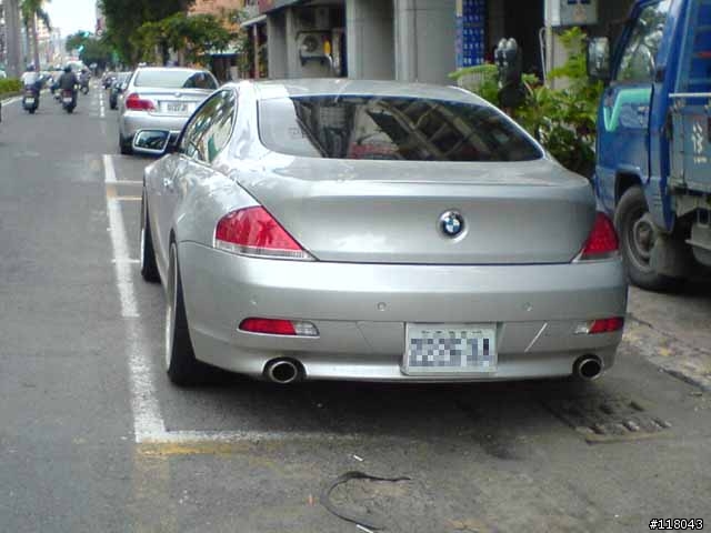 高雄 BMW 645i